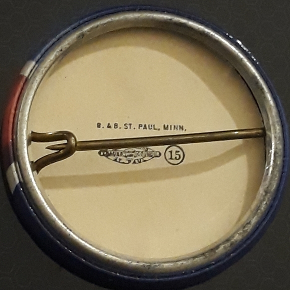 Vintage 1940 St Paul Winter Carnival King Boreas Pin - Small Blue Royal Pin - Picture 2 of 7